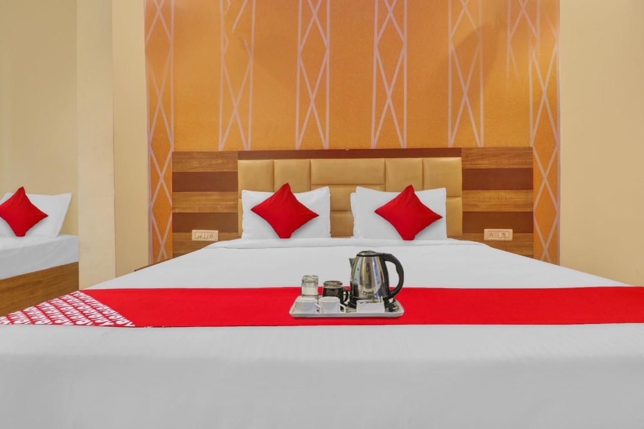 Hotel O Prince Home Stay Near Ambience Mall Ню Делхи Екстериор снимка